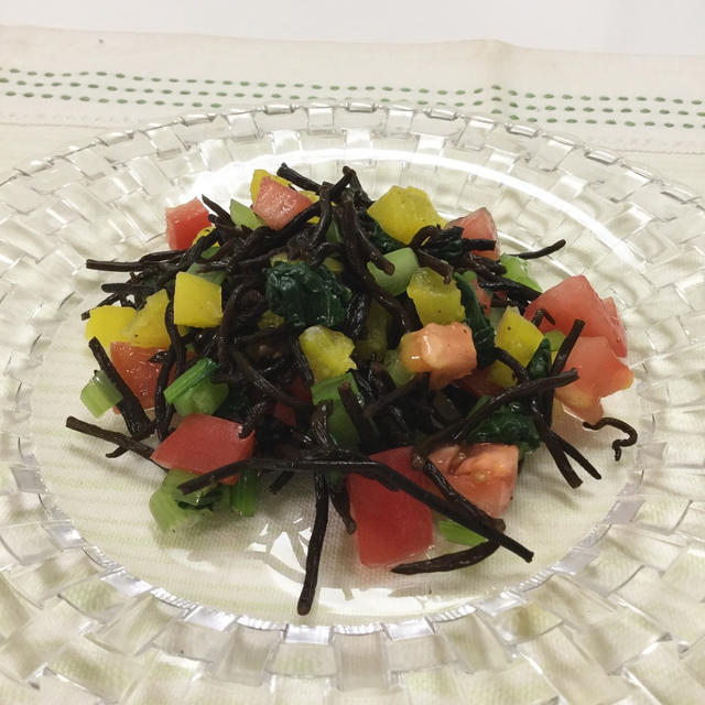 ひじきと小松菜のサラダ