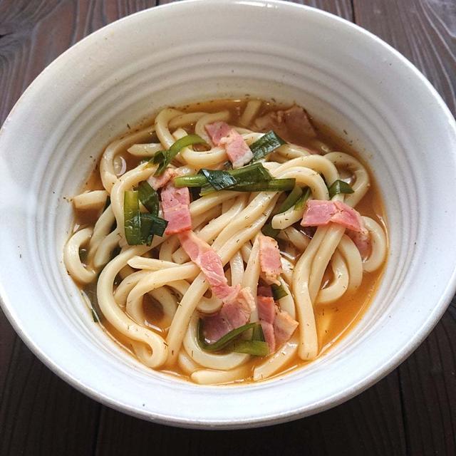 感動の美味しさ激ウマトムヤムクン風うどん