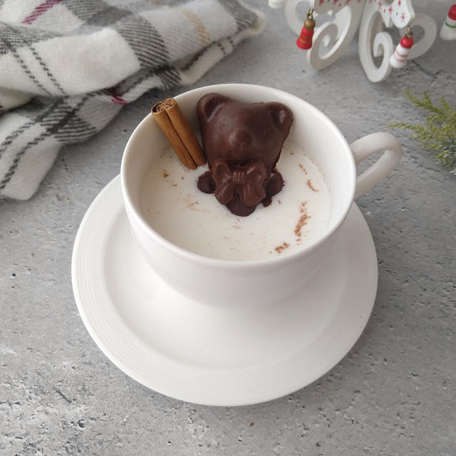 くまのホットチョコレートボム