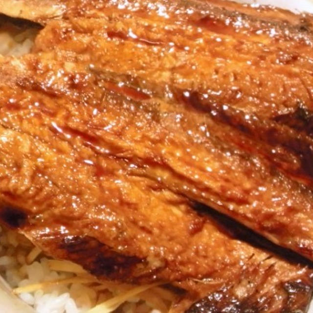 野郎飯流・秋刀魚の蒲焼丼