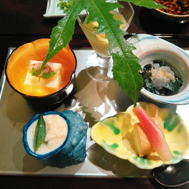 なだ万で美味しいお食事