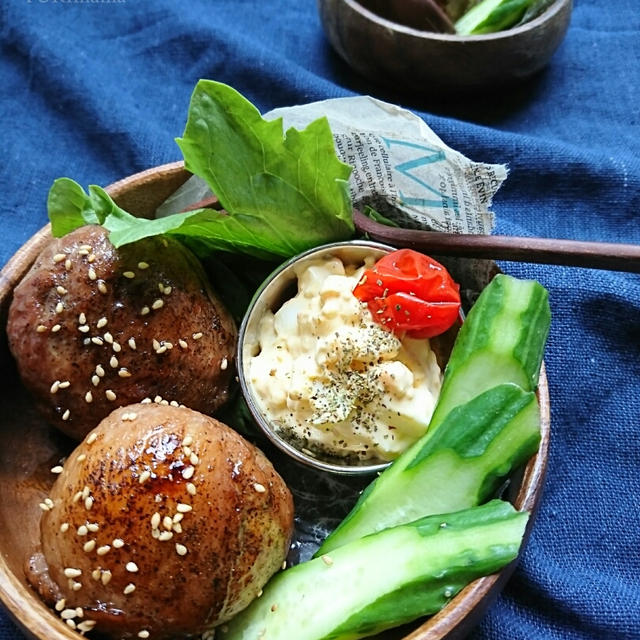 お弁当に〜めんつゆプチトマト(作りおき常備菜)〜肉巻きおにぎりlunch