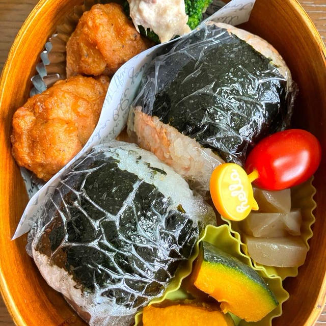 おにぎり弁当