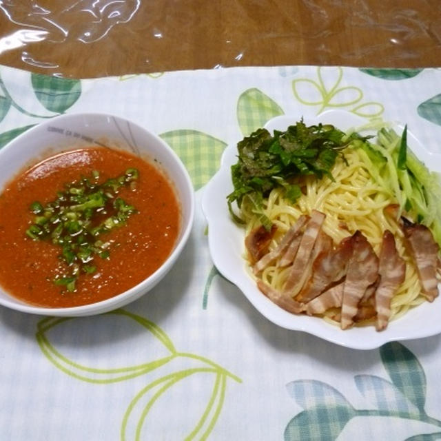 トマトソースのつけ麺パスタ（創作パスタ）