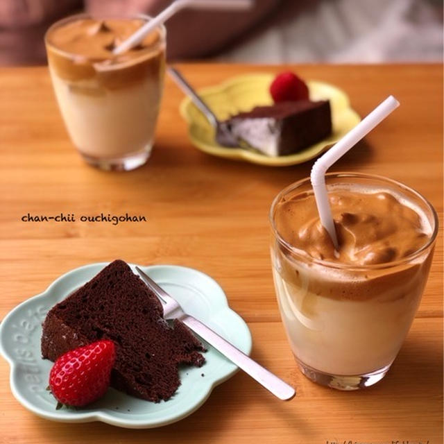 お友達がペロリと完食の献立。と まだまだ可愛い。