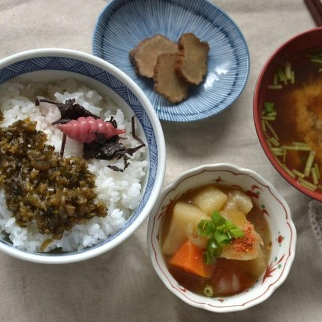 質素な朝ごはん。