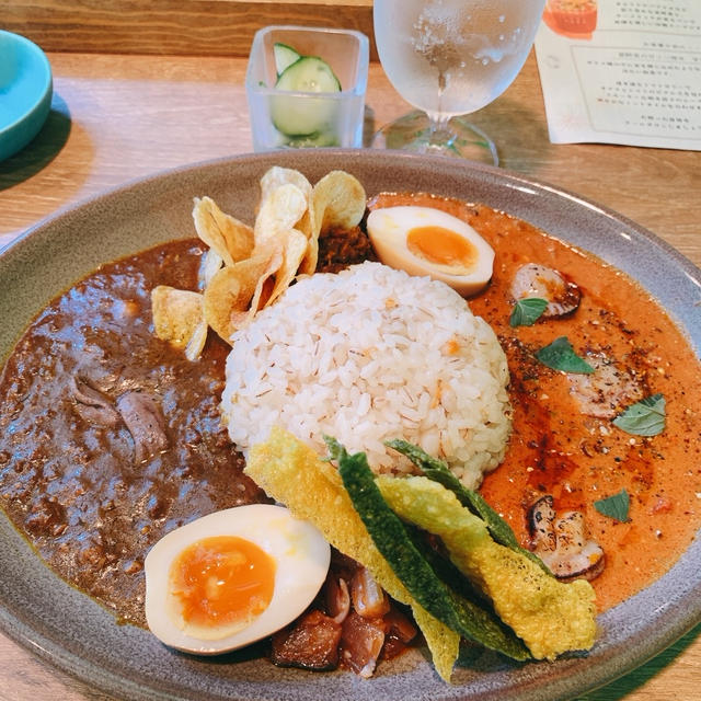 おしゃれで可愛く、呑めるカレー屋さん、カレープラントさん