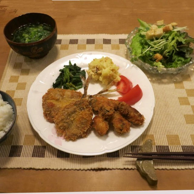 127円の鯵フライ＆牡蠣フライの晩ご飯♪　　