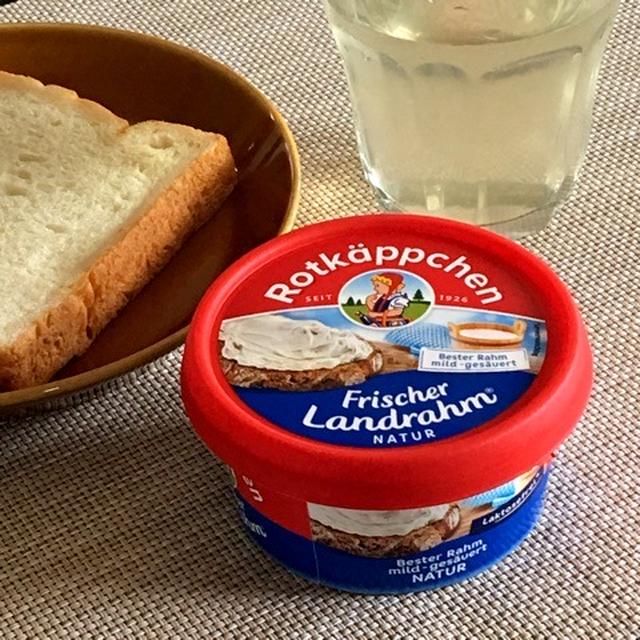 カルディ探検隊♡一度食べたらやみつき！ロートケップヘン クリームチーズ