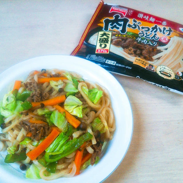 【レシピ】讃岐麺一番肉ぶっかけうどん大盛りで焼きうどん