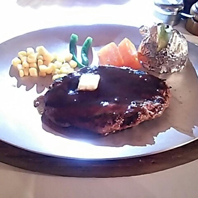 CHACO あめみやでハンバーグランチ