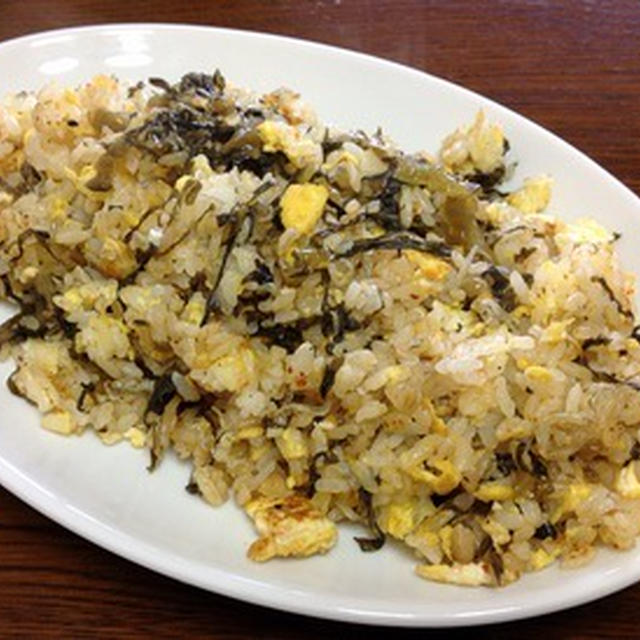 お昼は「じゃこ高菜チャーハン」