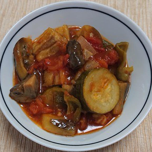 ラタトゥイユ風、野菜のトマト煮
