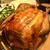 クリスマス料理 七面鳥の丸焼きローストターキーとグレービーソース