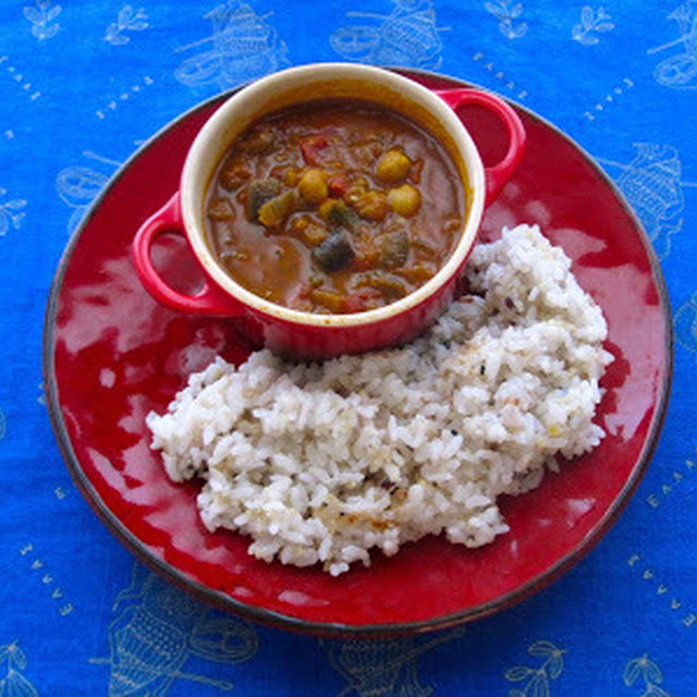 ココナツ・トマトのベジカレー