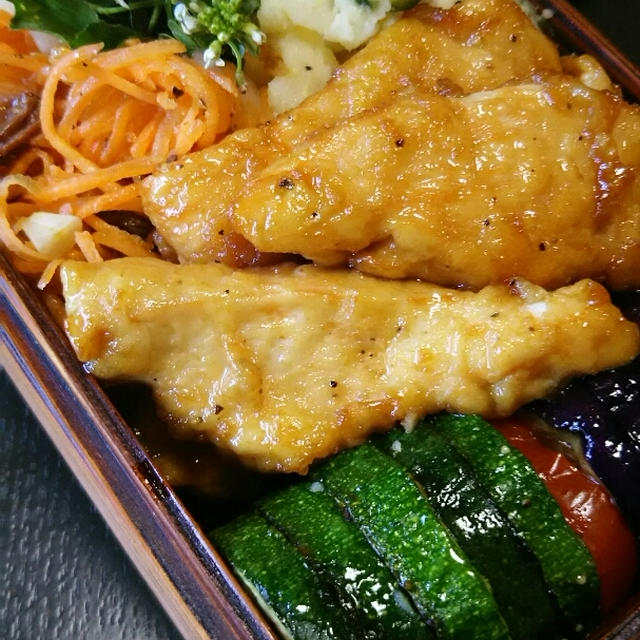 鶏ムネ天甘辛弁当