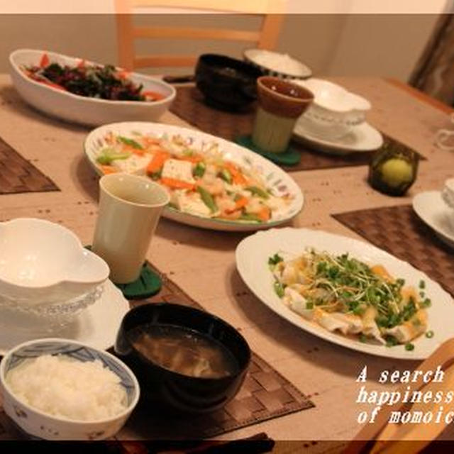 初めてのぶっかけ！おかずラー油と豆腐とえびの中華炒め・棒棒鶏風水餃子・寒天海藻サラダで中華ご飯♪