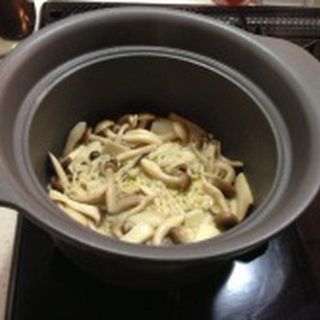 簡単レシピ　きのこスープ