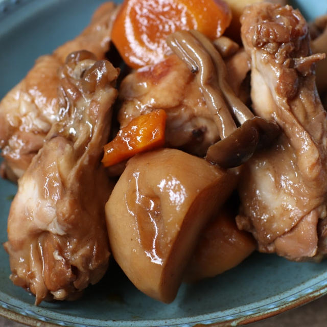 【簡単！炊飯器レシピ】だし醤油で味が決まる♪炊飯器で手羽元のこっくりすっぱ煮込み