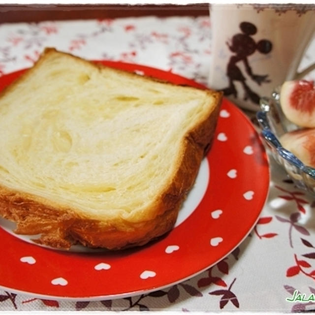 京都祇園 ミヤコボローニャのデニッシュ食パン