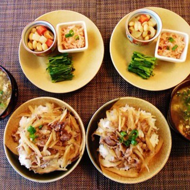 うまうまもずくとたまごのお味噌汁～圧力鍋で大豆煮～