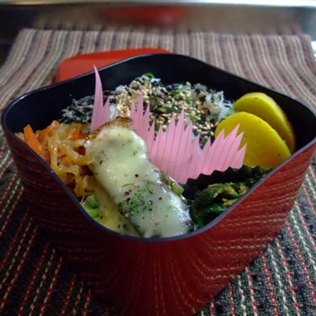 タラのチーズ焼きお弁当。
