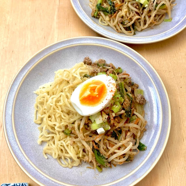 野菜たっぷり☆台湾汁無しラーメン