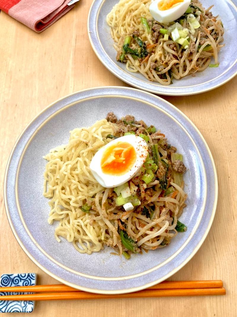 野菜たっぷり☆台湾汁無しラーメン