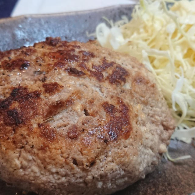 ボリューミーな豆腐ハンバーグ