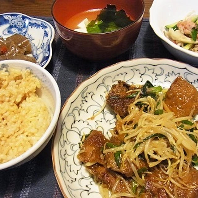 夫の栄養備蓄に励む　＆　3月やのに雪～