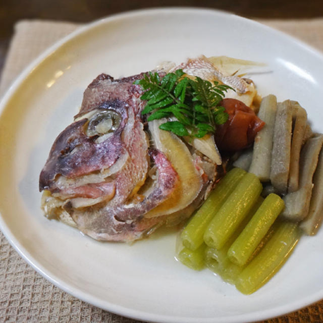 鯛あらと春野菜の梅煮