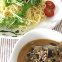 「ひやアツ」で！ナスとマイタケの坦々麺風つけスパ。