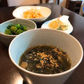 あっさりボリューミーな韓国ごはん「牛肉とわかめスープ」。 by イェジンさん