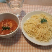 今日のランチはつけスパとグリルで簡単本格石窯ピザ