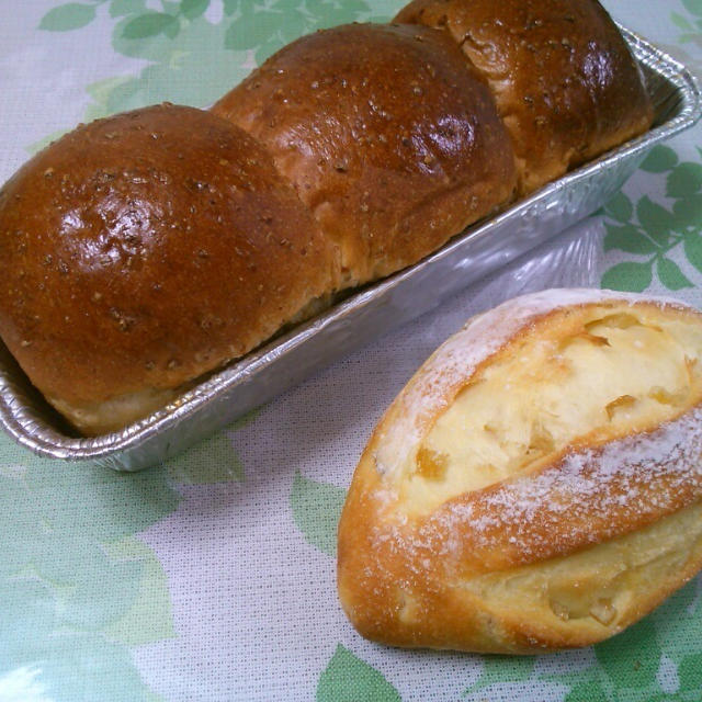 レモンのトゥトン＆グラハム食パン　　９日はビゴのパン教室でした～♪