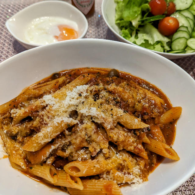 ミートソースペンネ