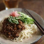 炸醤麺。