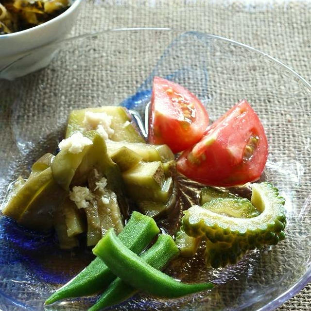 ＜簡単！手間なし！電子レンジで茶せん茄子風。オクラ。ゴーヤ。夏野菜の盛り合わせ＞