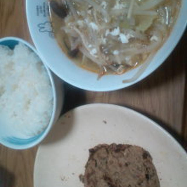 もやしときのこのピリ辛スープ