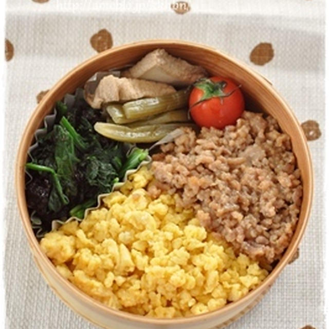【２色そぼろ丼弁当】