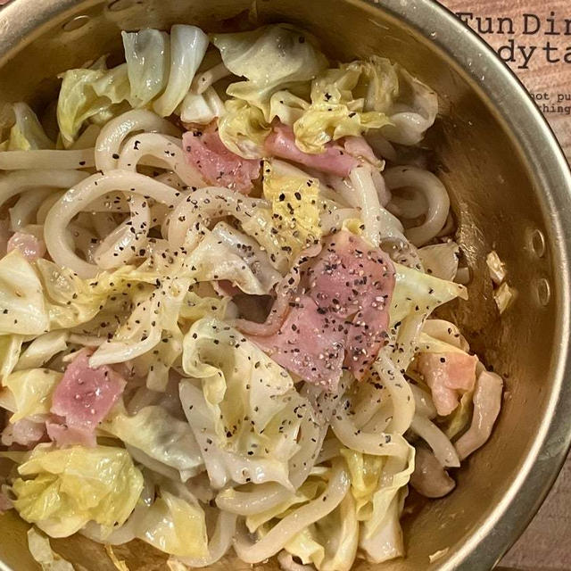 おうちでご飯☆バター醤油の焼きうどん