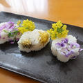 カラフルなスミレやタンポポの押し寿司～ by haruさん