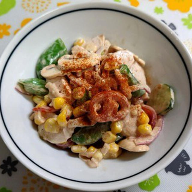 鶏むね肉と野菜のオーロラソースサラダ