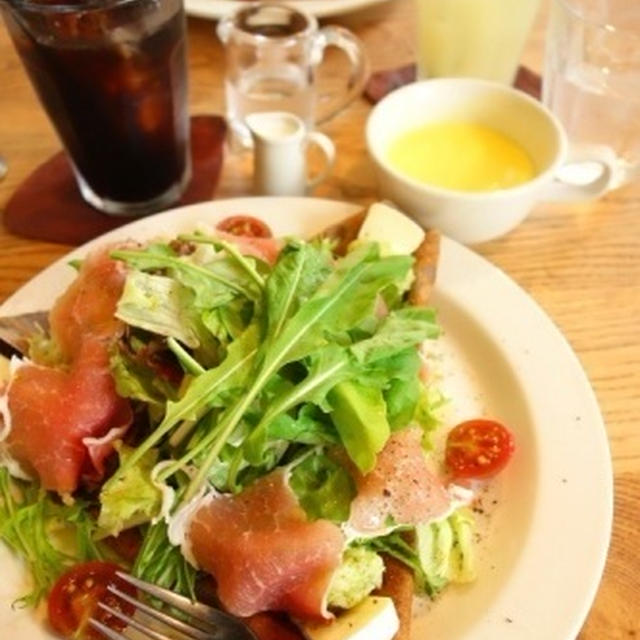 カフェランチ♪＆ミートグラタンパン☆