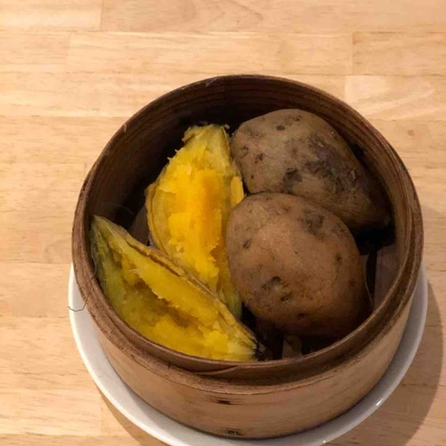 さつまいもは蒸籠で