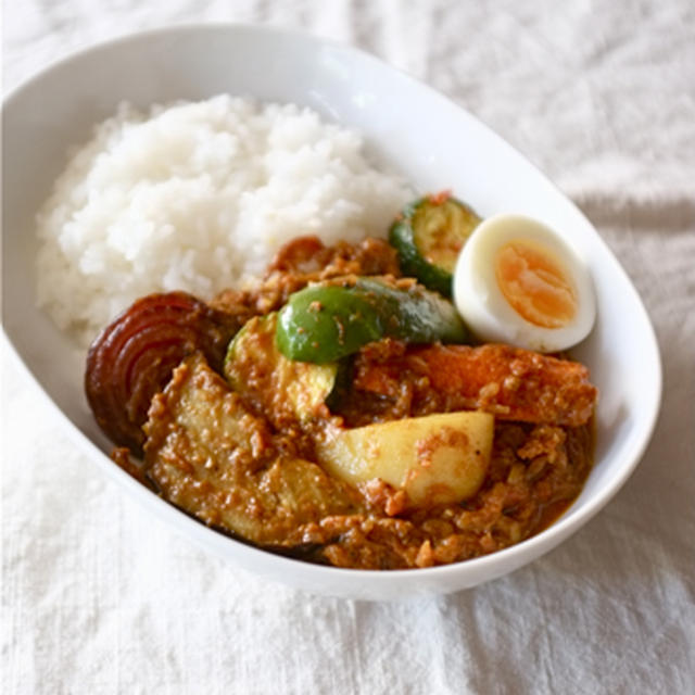 ゴロゴロ野菜カレーで2度おいしい。