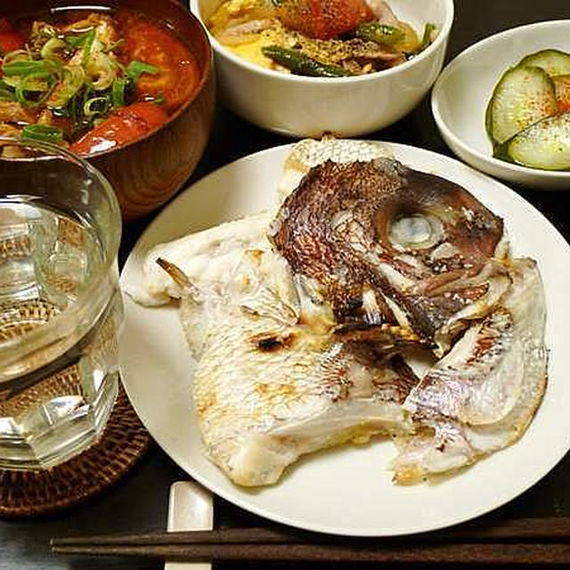 鯛の塩焼きは、数千年の時をこえて受けつがれる「日本の味」なのである。