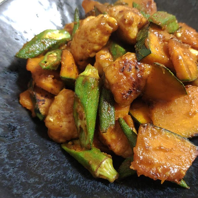 【和風】鶏と野菜のカレー炒め【サブジ風】