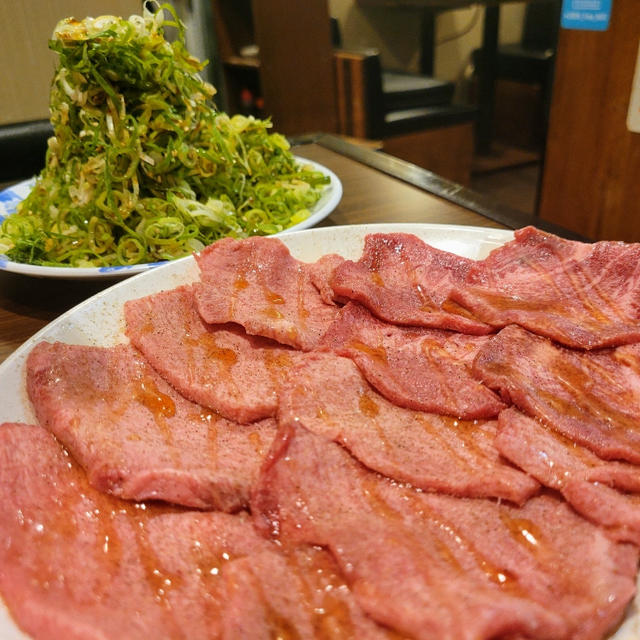ネギもりもりのタンの森♡ 梅田 「焼肉ごりちゃん」