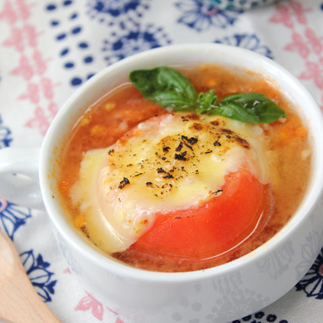 トマトのカプレーゼスープ